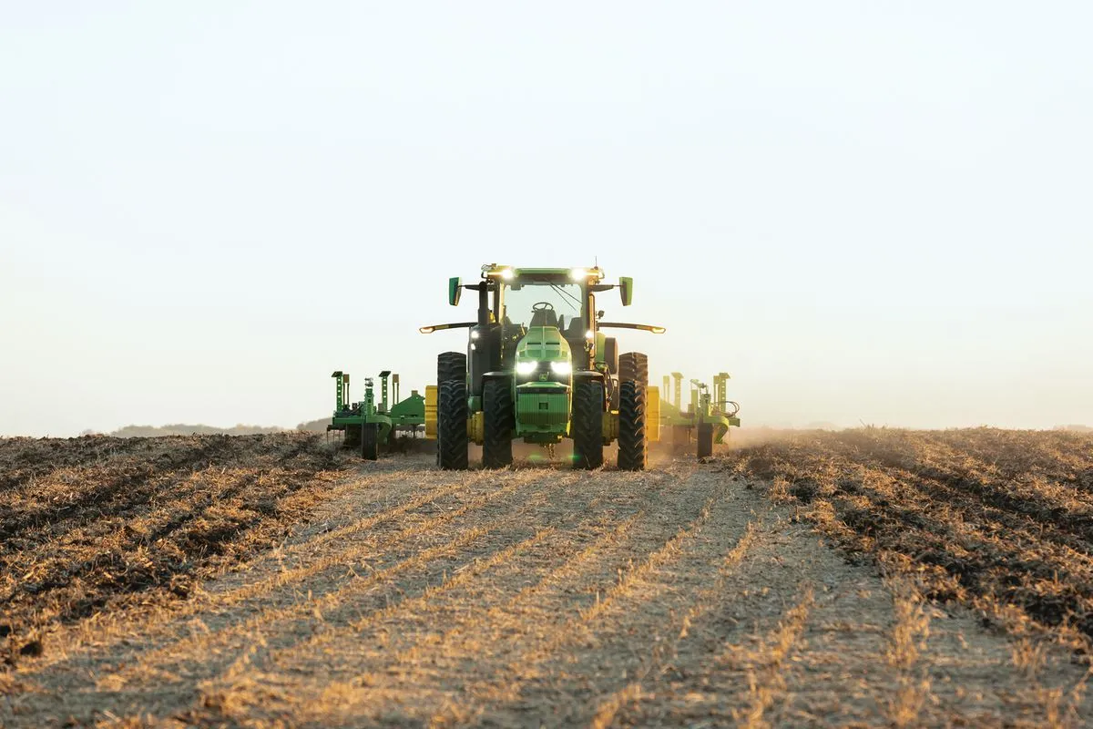 اهمیت ماشین در کشاورزی